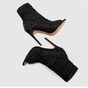 Zara Black leather braided booties. Zara 37 US6.5